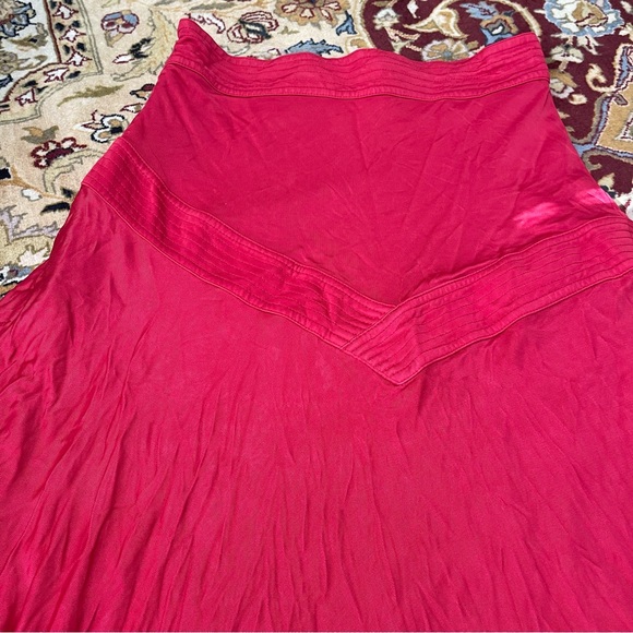 Alexis Red Skirt - Picture 10 of 10